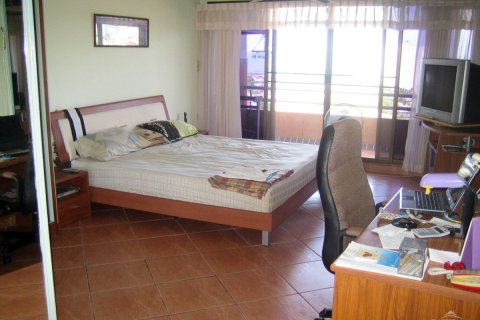 Condo on Jomtien Beach, Pattaya, Thailand, 1 bedroom  № 176533 - photo 5