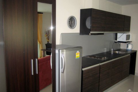 Condo on Jomtien Beach, Pattaya, Thailand, 2 bedrooms  № 176532 - photo 7