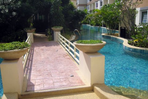 Condo on Jomtien Beach, Pattaya, Thailand, 2 bedrooms  № 176532 - photo 5