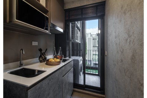 Condo in Bangkok, Thailand, 2 bedrooms  № 165016 - photo 10