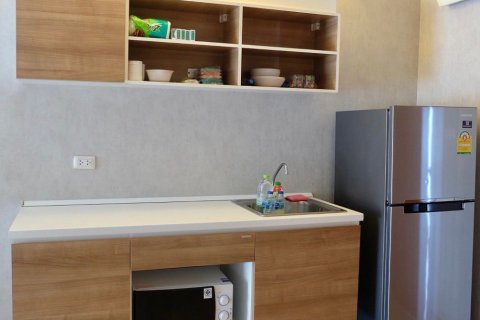 Кондоминиум с 2 спальнями в Дин Даенге, Бангкок, Таиланд № 137523 - фото 19