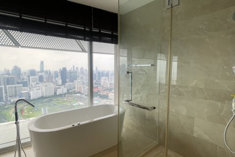 Кондоминиум с 4 спальнями в Патхум Ване, Бангкок, Таиланд № 137528 - фото 18