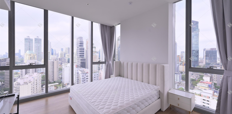 Condo à Bangkok, Thaïlande, 3 chambres № 189984