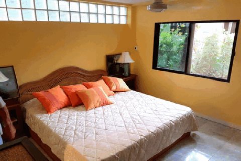 House in Pattaya, Thailand 4 bedrooms № 193231 - photo 3
