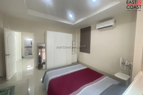 Casa de 3 dormitorios en Pattaya, Tailandia № 212512 - foto 13