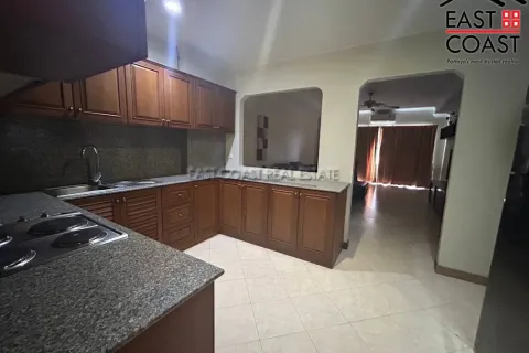Condominio de 1 dormitorio en Jomtien Beach, Pattaya, Tailandia № 212507 - foto 2