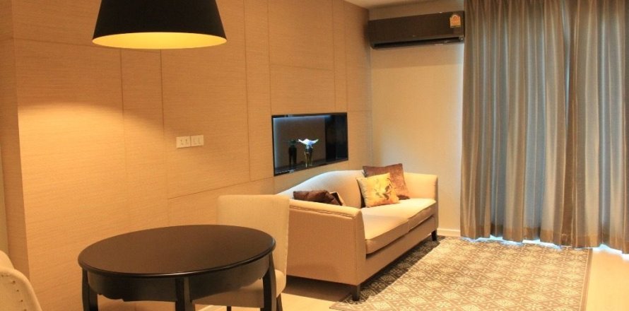 Кондоминиум с 2 спальнями в Сатхоне, Бангкок, Таиланд № 158443