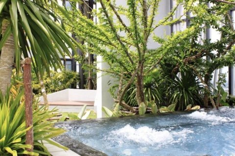 Кондоминиум с 2 спальнями в Сатхоне, Бангкок, Таиланд № 158443 - фото 9