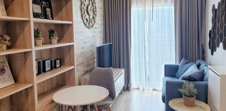 Студия в кондо в Хуай Кванге, Бангкок, Таиланд № 158444