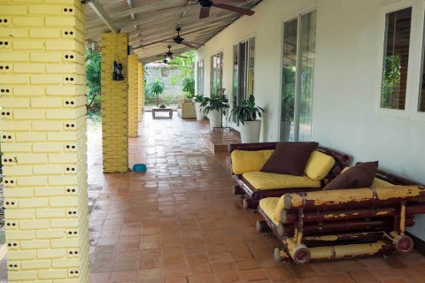 House in Chiang Mai, Thailand 4 bedrooms № 137734 - photo 25