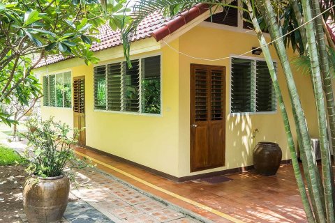 House in Chiang Mai, Thailand 4 bedrooms № 137734 - photo 6