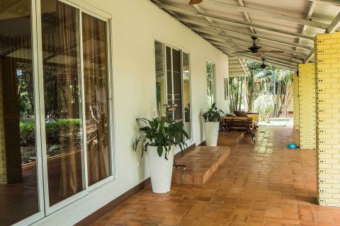 House in Chiang Mai, Thailand 4 bedrooms № 137734 - photo 7