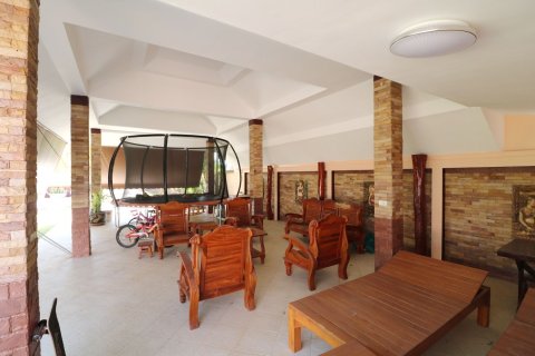 Maison à Udon Thani, Thaïlande 4 chambres № 137736 - photo 15