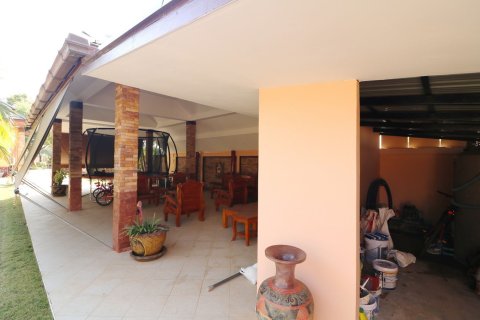 Maison à Udon Thani, Thaïlande 4 chambres № 137736 - photo 14