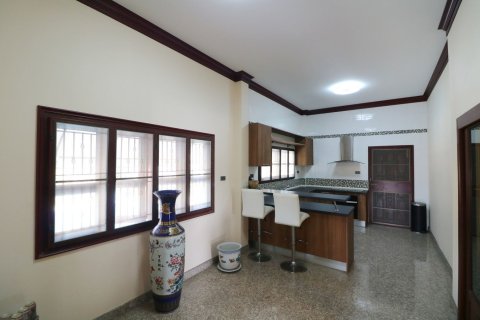 Maison à Udon Thani, Thaïlande 4 chambres № 137736 - photo 25