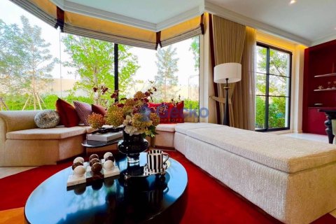 House in Pattaya, Thailand 4 bedrooms № 195960 - photo 3