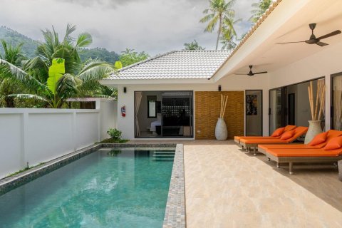 Penthouse in Ko Samui, Thailand 3 bedrooms № 172473 - photo 13