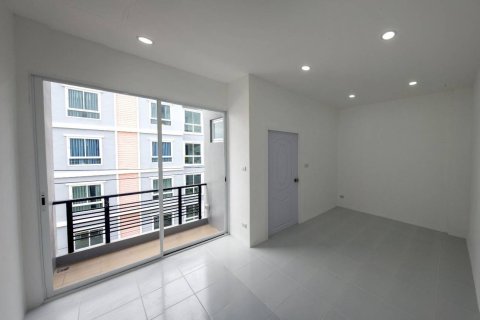 Таунхаус в Лат Пхрау, Бангкок, Таиланд с 4 спальнями  № 147511 - фото 7