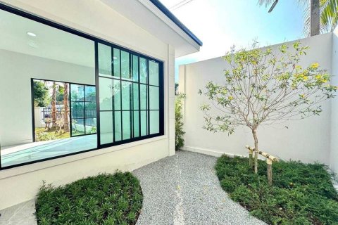 House in Phuket, Thailand 4 bedrooms № 140108 - photo 5
