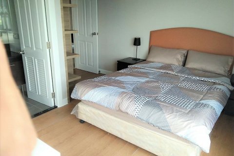 Кондоминиум с 2 спальнями в Самутпракане, Таиланд № 140111 - фото 6