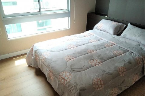 Кондоминиум с 2 спальнями в Самутпракане, Таиланд № 140111 - фото 5