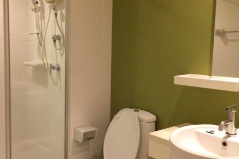 Condo à Bangkok, Thaïlande, 2 chambres  № 143796 - photo 13