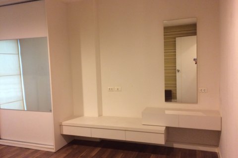 Condo à Bangkok, Thaïlande, 2 chambres  № 143796 - photo 12