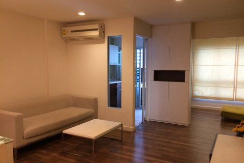 Condo à Bangkok, Thaïlande, 2 chambres  № 143796 - photo 1