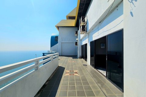 Condo in Cha-am, Thailand, 4 bedrooms № 169075 - photo 14