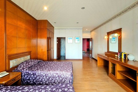 Condo in Cha-am, Thailand, 4 bedrooms № 169075 - photo 21