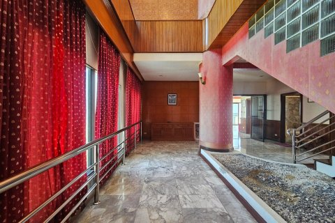 Condo in Cha-am, Thailand, 4 bedrooms № 169075 - photo 3