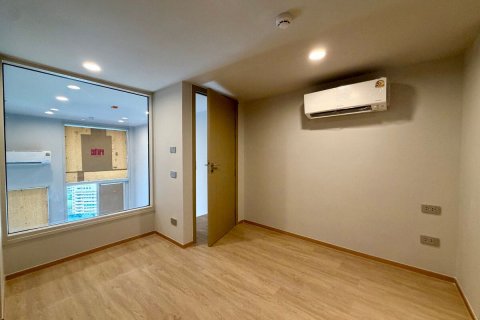 Studio dans le Condo à Bang Rak, Bangkok, Thaïlande  № 169073 - photo 9