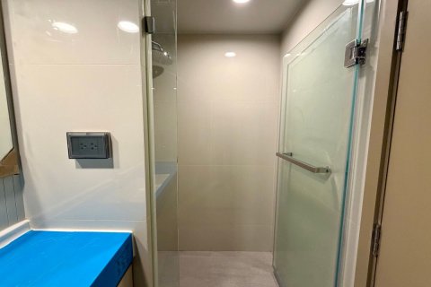 Studio dans le Condo à Bang Rak, Bangkok, Thaïlande  № 169073 - photo 11