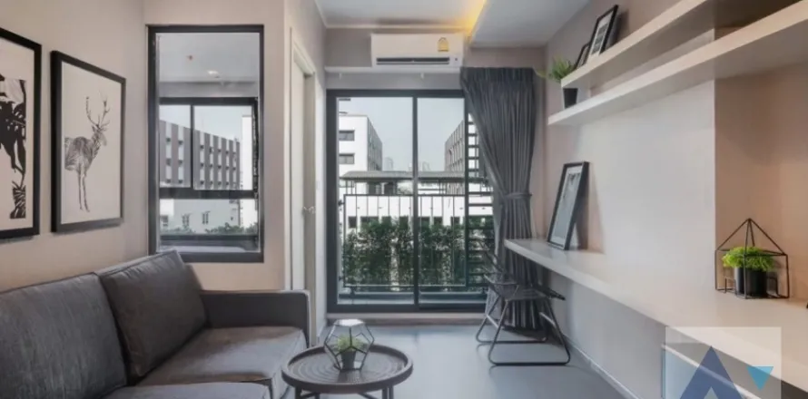 Studio in the Condo in Phra Khanong, Bangkok, Thailand  № 219046