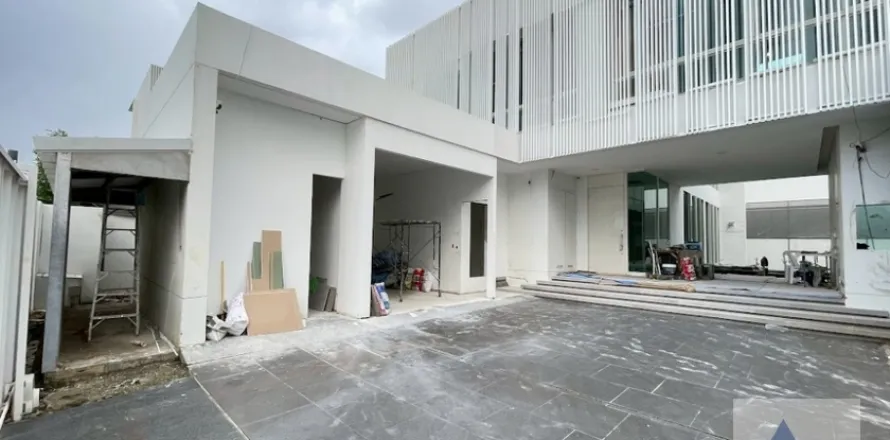 Reihenhaus in Bang Na, Bangkok, Thailand 3 Schlafzimmer № 219041