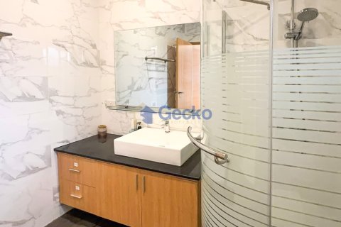 House in Pattaya, Thailand 4 bedrooms № 196306 - photo 29