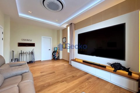 House in Pattaya, Thailand 4 bedrooms № 196309 - photo 21