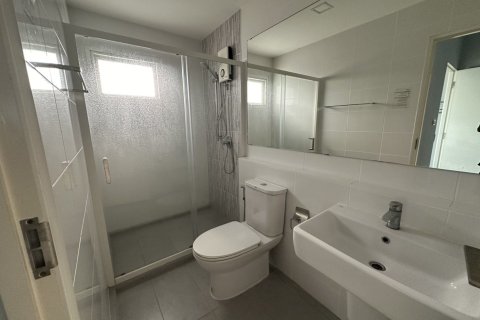 Maison à Sam Phran, Thaïlande 3 chambres № 170743 - photo 13