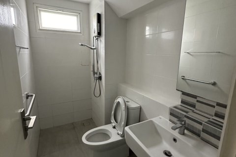 Maison à Sam Phran, Thaïlande 3 chambres № 170743 - photo 15