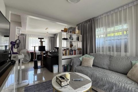 House in Pa Klok, Thailand 3 bedrooms № 170739 - photo 4