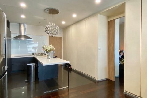 Студия в кондо в Пхая Тая, Бангкок, Таиланд № 170740 - фото 3