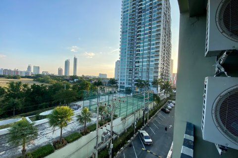 Condo in Pattaya, Thailand, 1 bedroom № 205342 - photo 2