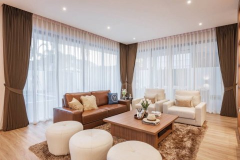 Вилла в Ханг Донге, Таиланд с 5 спальнями  № 114450 - фото 4