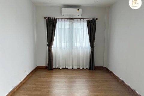 Дом в Ратхум Тхани, Таиланд с 4 спальнями № 147406 - фото 8