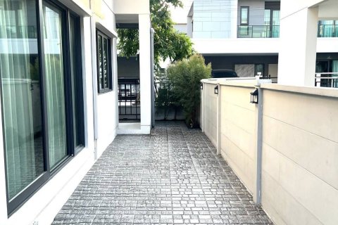 Дом в Ратхум Тхани, Таиланд с 4 спальнями № 147406 - фото 13