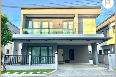 Дом в Ратхум Тхани, Таиланд с 4 спальнями № 147406 - фото 1