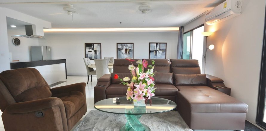 Студия в кондо в Паттайе, Таиланд № 147408