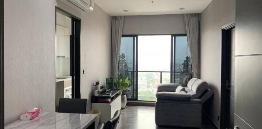 Кондоминиум с 2 спальнями в Банг Пхлате, Бангкок, Таиланд № 154121