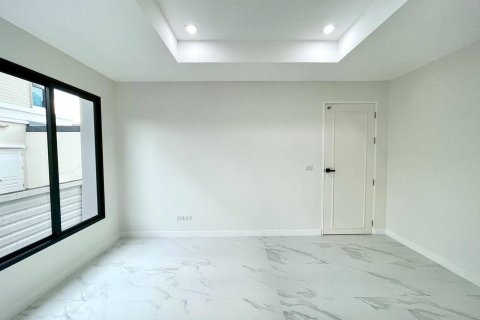 Дом в Самут Сакхоне, Таиланд с 4 спальнями № 154120 - фото 12