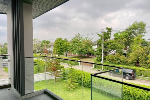 Дом в Самут Сакхоне, Таиланд с 4 спальнями № 154120 - фото 17